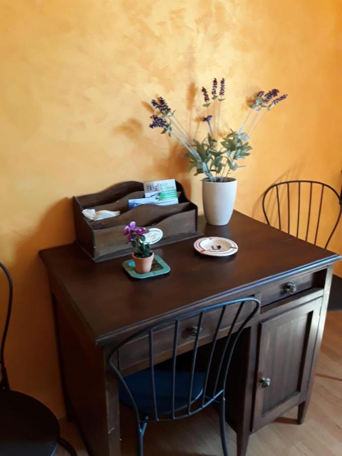 B&B Santa Vittoria Monteleone Sabino Exteriör bild
